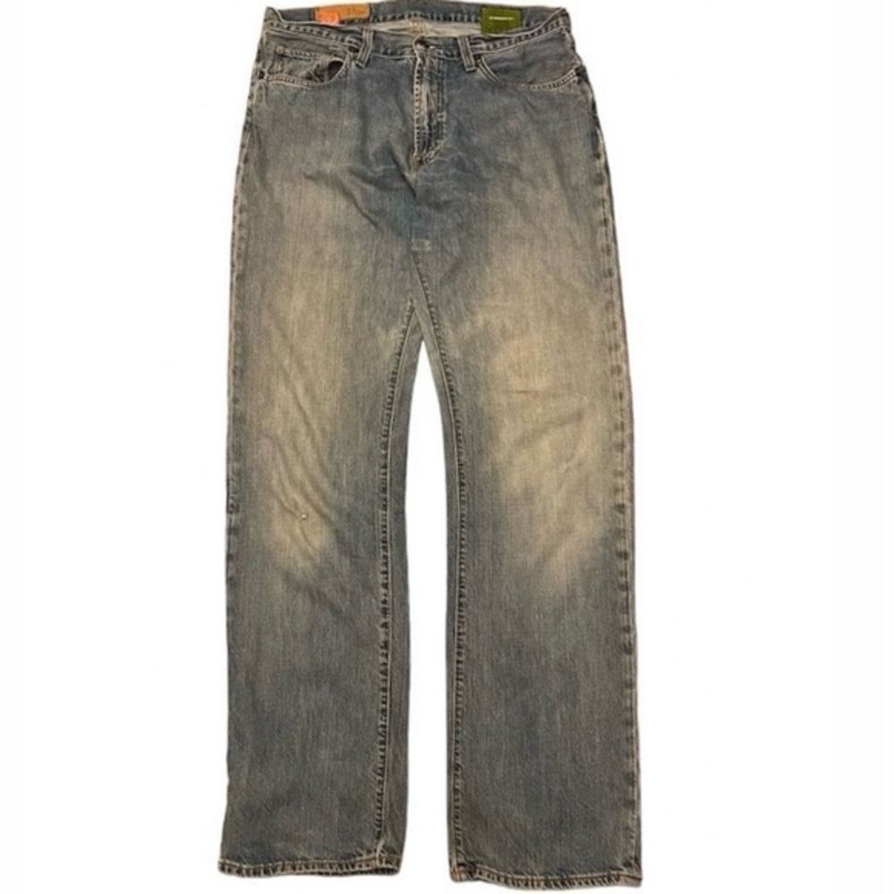 Gap 1969 men’s standard fit blue jeans. Pants size 32 x 34”